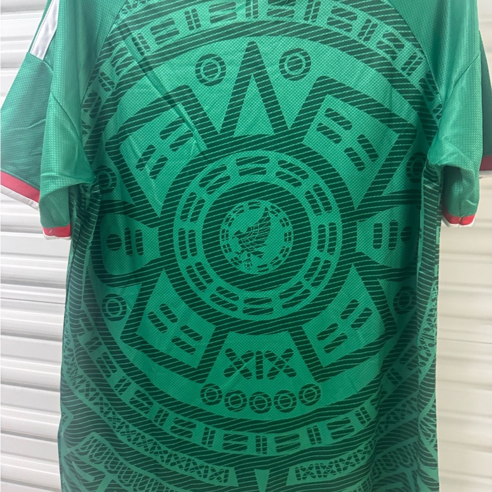 adidas unisex Green Mexico Soccer Jersey - Picture 4 of 8